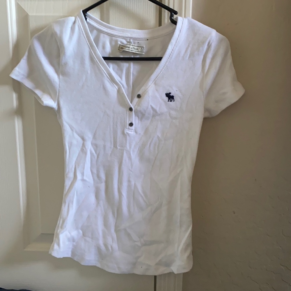 abercrombie and fitch white top
